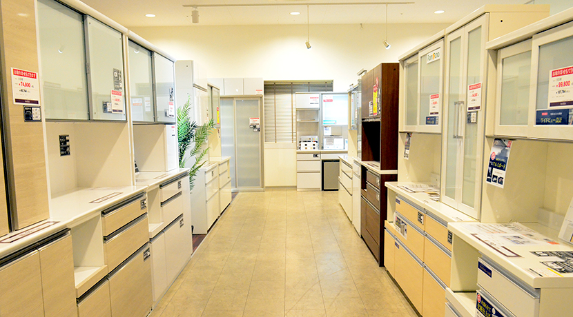 Grace店でオススメする食器棚 一流ブランド パモウナ社 が良い訳 沖縄県のブランド家具 カーテン インテリアの大型専門店 ザ グレース The Grace